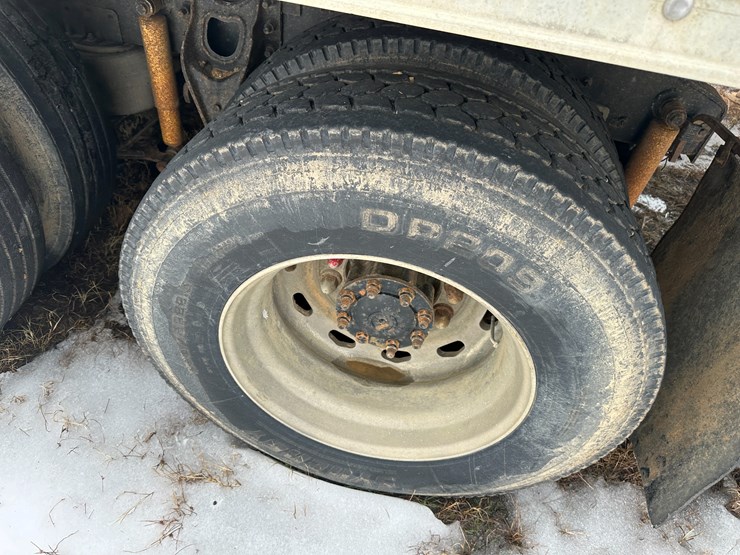 2001-international-2001-image-7