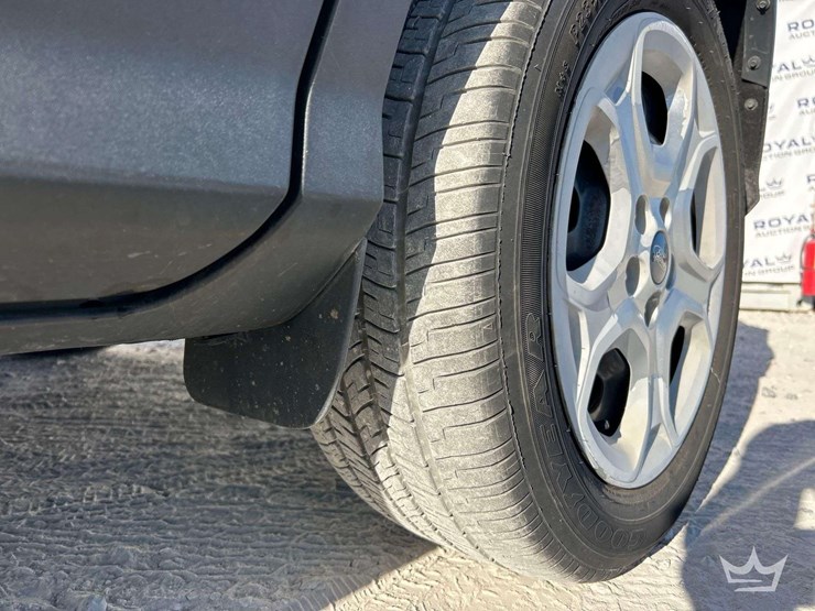 2017-ford-escape-image-27