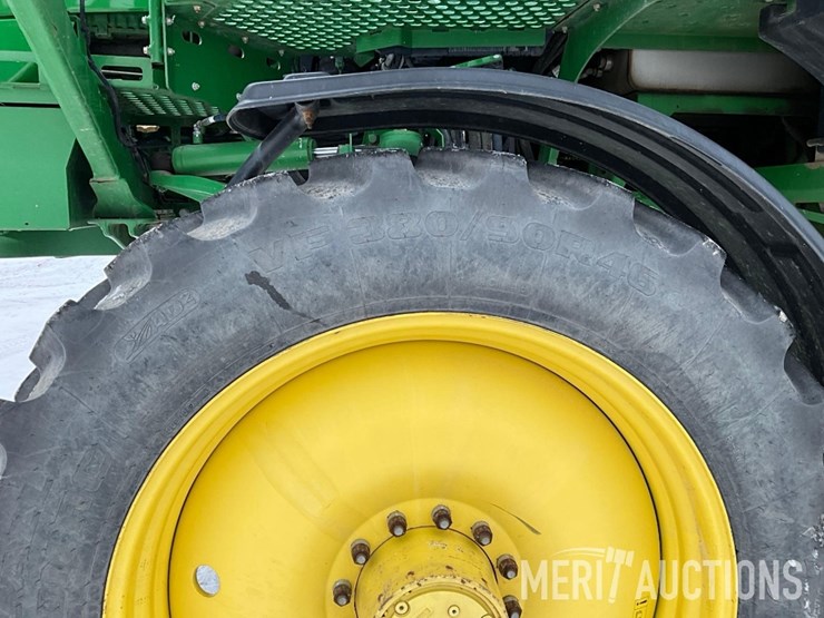2015-john-deere-r4038-image-13