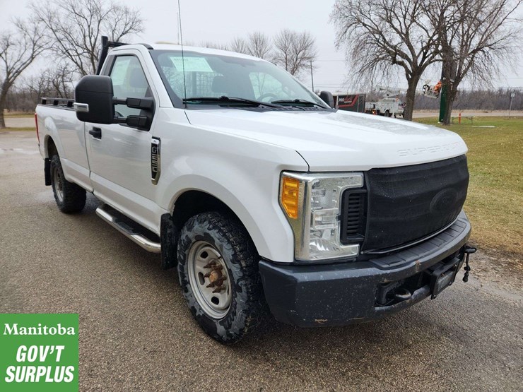 2017-ford-f250-image-2