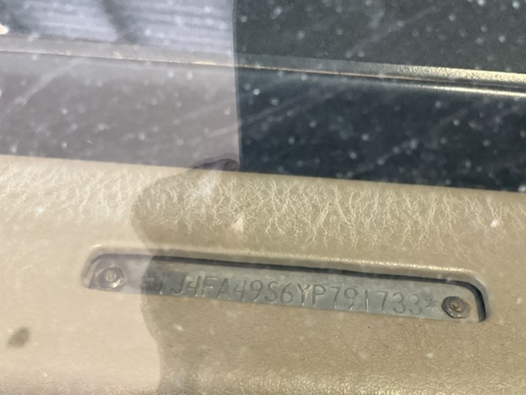 2000-jeep-wrangler-image-15