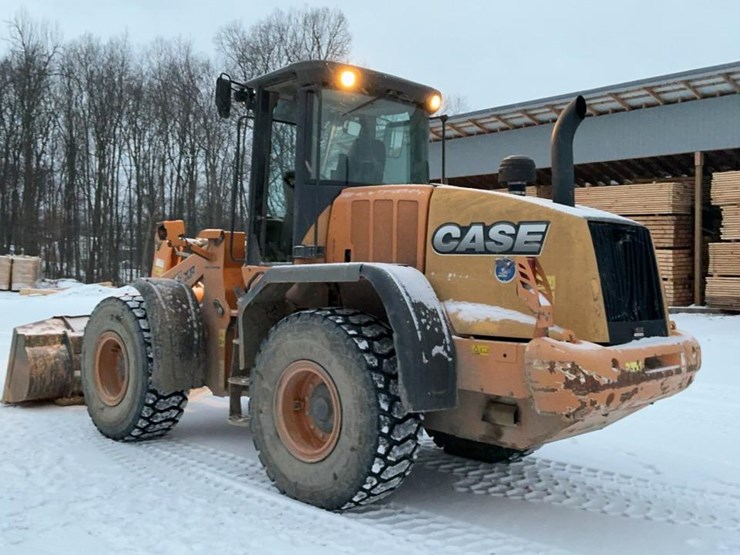 2016-case-621f-xr-image-3