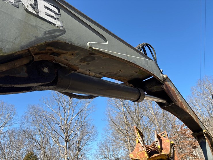 2005-deere-437c-image-18