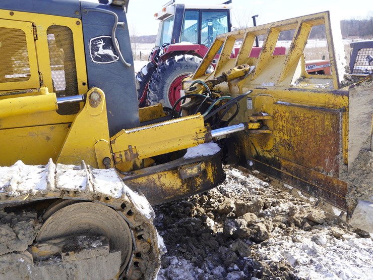 john-deere-700-image-14