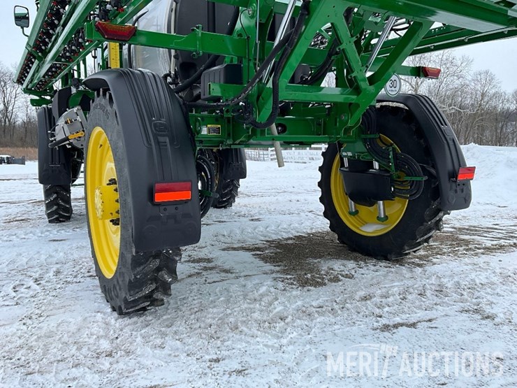 2024-john-deere-408r-image-19