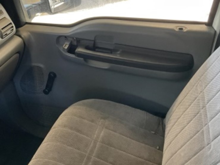 2006-ford-f350-image-21