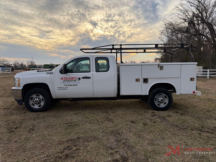 2013-chevrolet-2500-image-6