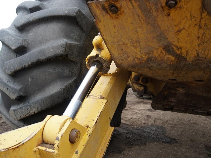 2000-caterpillar-525-image-68