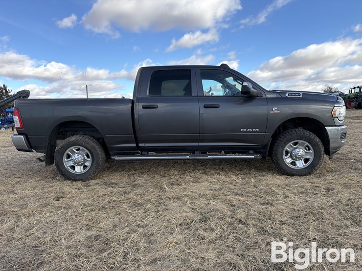 2022-dodge-2500-image-4