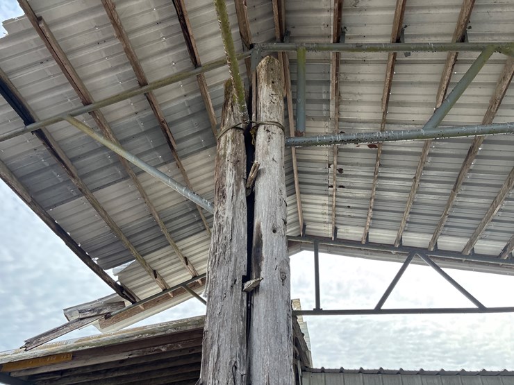 #382-•-lot-of-4-15+-ft-antique-reclaimed-cypress-beams-image-15