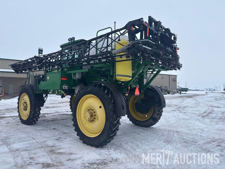 2010-john-deere-4830-image-3