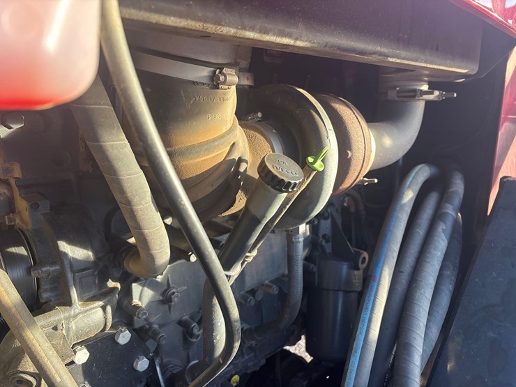 2013-case-ih-4430-patriot-sprayer-image-25