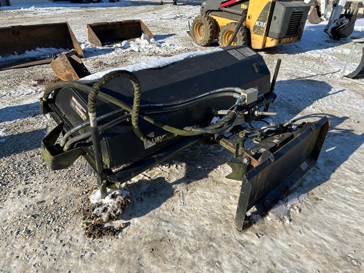 john-deere-84-image-3