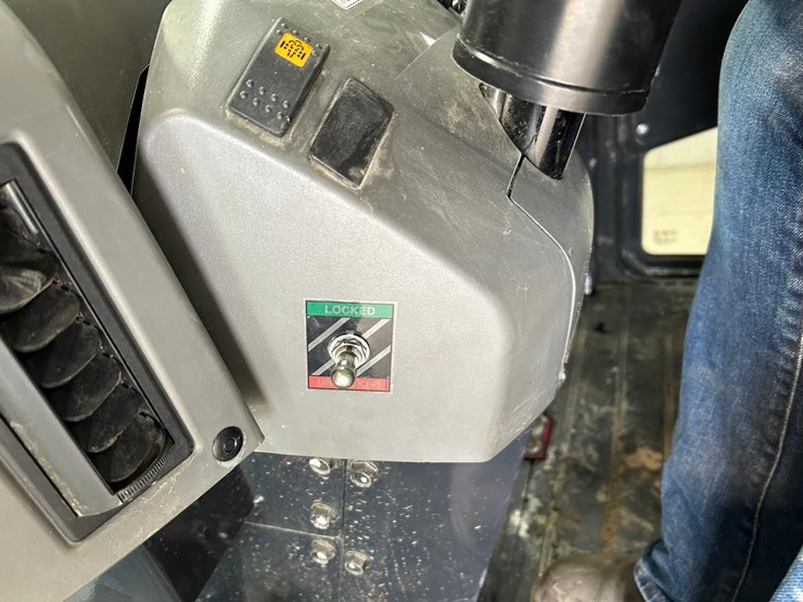 2022-yanmar-v4-7-image-23