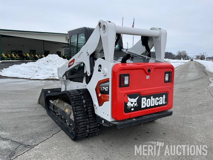 2024-bobcat-t740-image-4