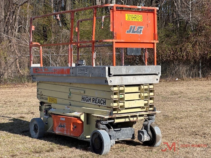 2007-jlg-3246es-image-1