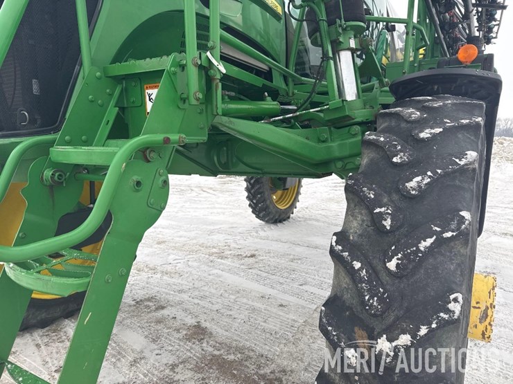 2010-john-deere-4830-image-11