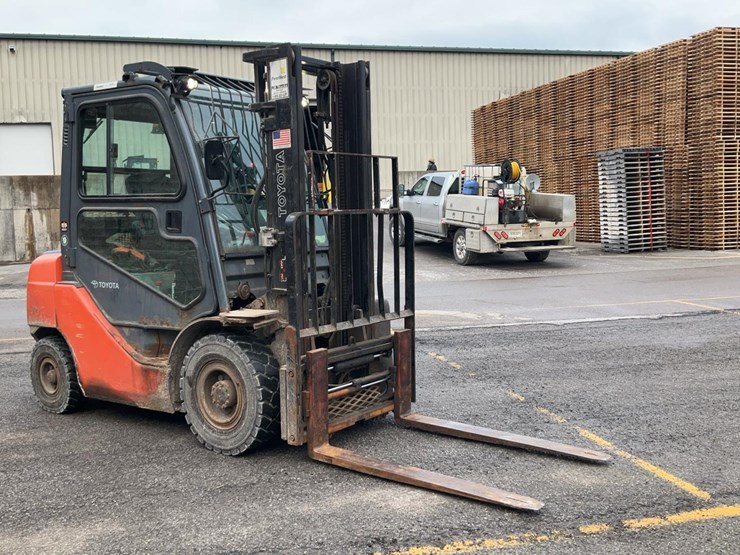 2018-toyota-8fdu25-image-8