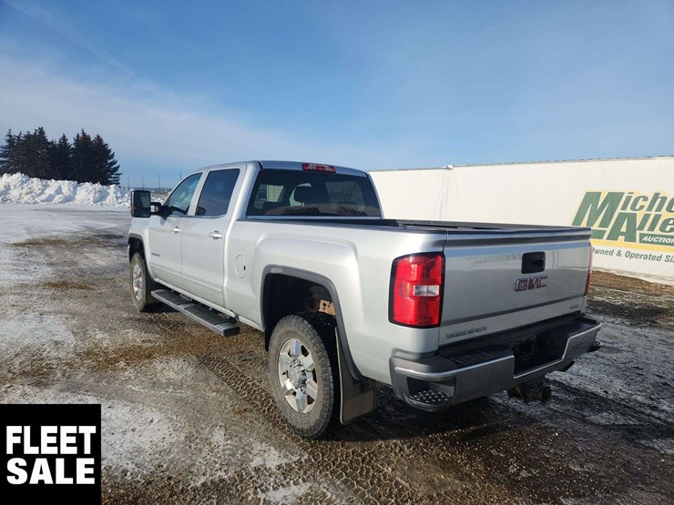 2019-gmc-sierra-2500hd-image-3
