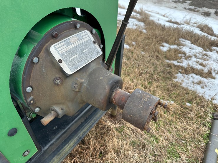 john-deere-4045t-image-11