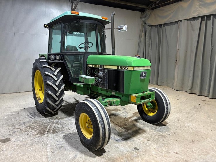 john-deere-2555-image-6