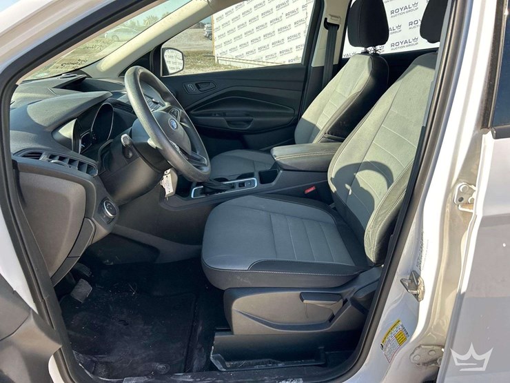 2017-ford-escape-image-12