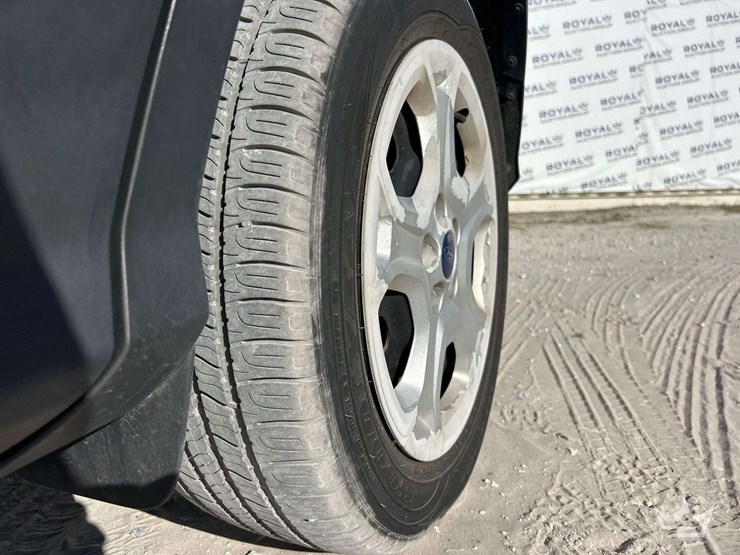 2017-ford-escape-image-25