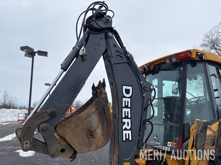 2018-deere-310l-ep-image-19