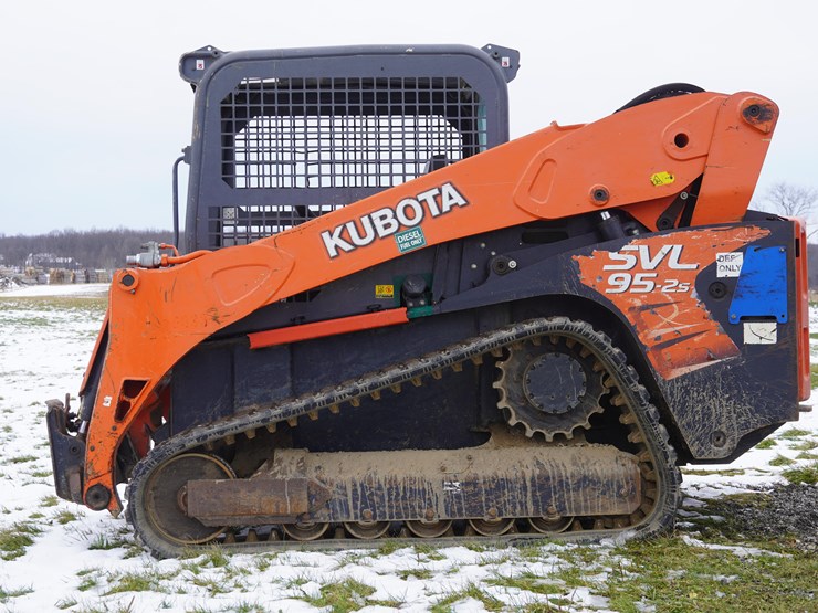 2016-kubota-svl95-2s-image-2
