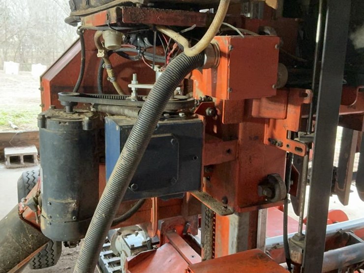 2004-wood-mizer-lt70-image-44