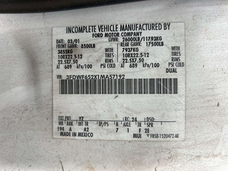 2001-ford-f650-image-5