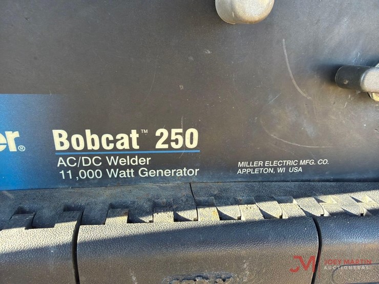 miller-bobcat-250-welder-/-generator-image-13