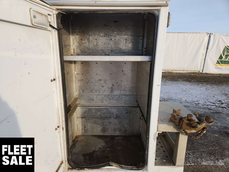 2015-ram-5500-4x4-s/a-service-truck-image-35