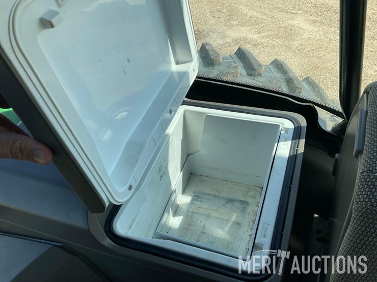 2023-john-deere-8r-280-image-55