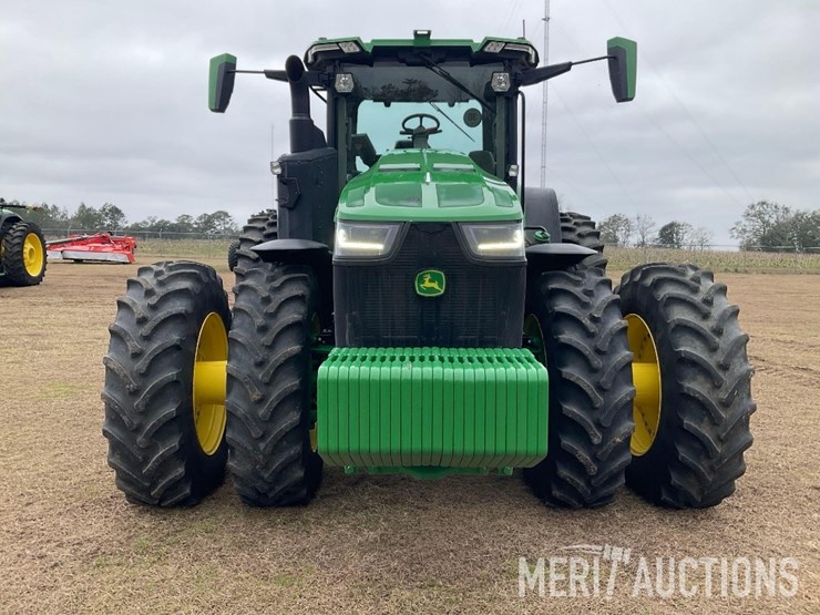 2023-john-deere-8r-370-image-8