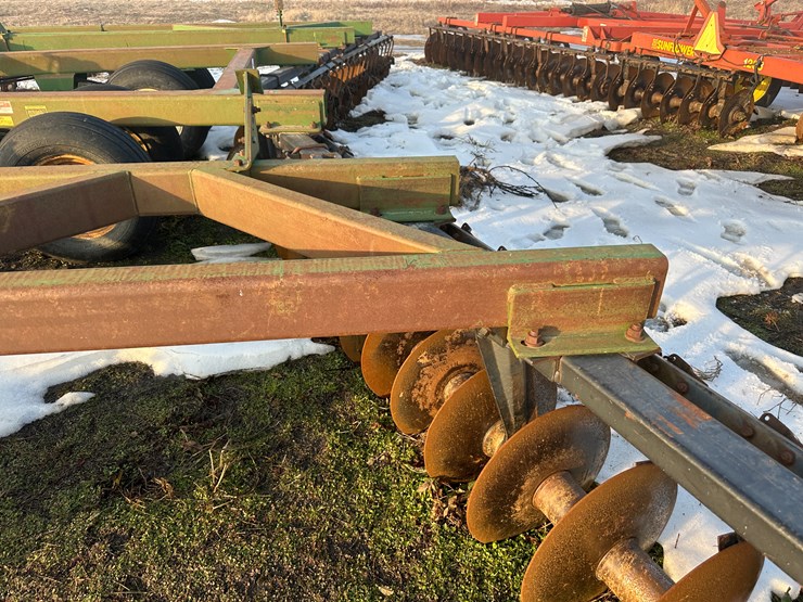 john-deere-630-image-35