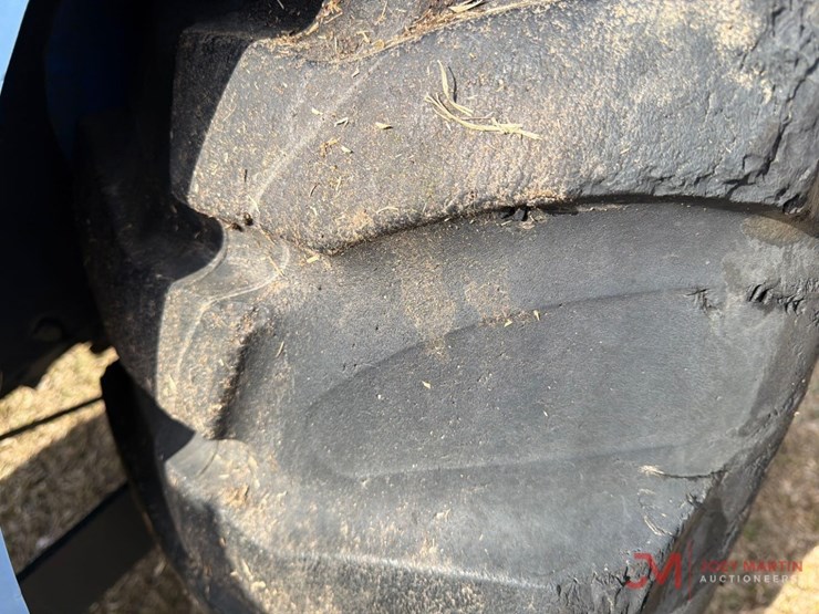 new-holland-tc40-image-11