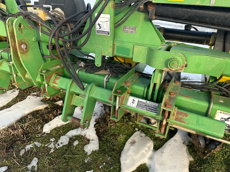 john-deere-1720-image-79