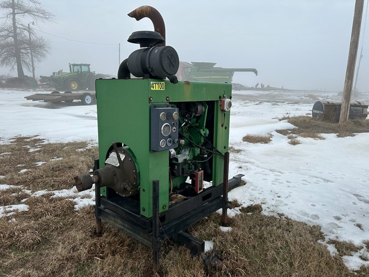 john-deere-4045t-image-3