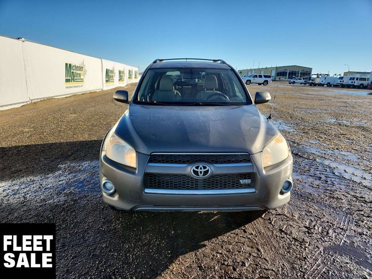 2009-toyota-rav4-image-21