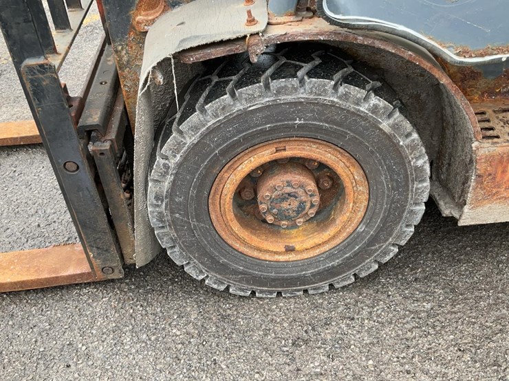 2018-toyota-8fdu25-image-29