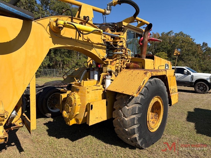 1997-deere-762b-image-19