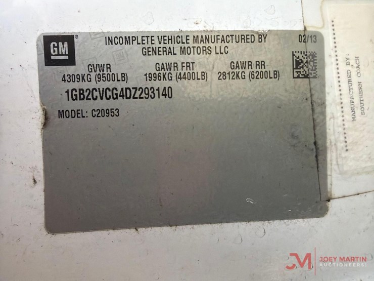 2013-chevrolet-2500-image-28