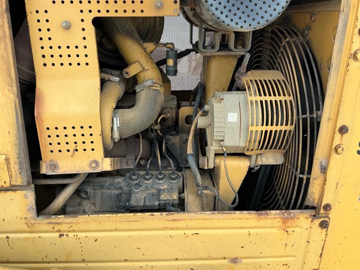 1987-caterpillar-d4h-image-23