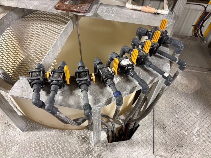 #425-•-3-tank-chem/-soap-mixing/-manufacturing-system-image-23