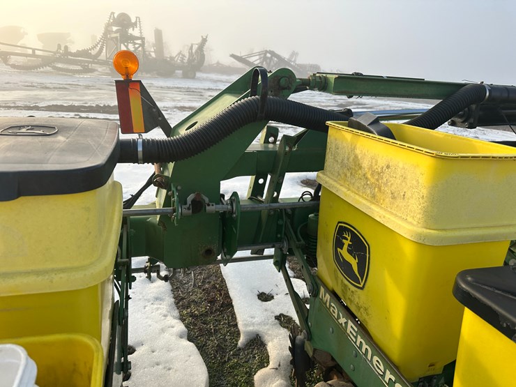 john-deere-1720-image-59