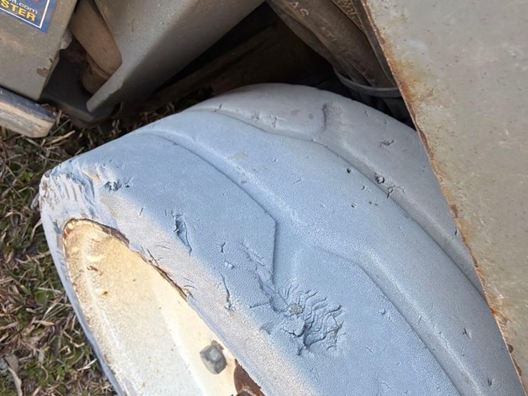 2017-skyjack-sj3226-electric-scissor-lift-image-8