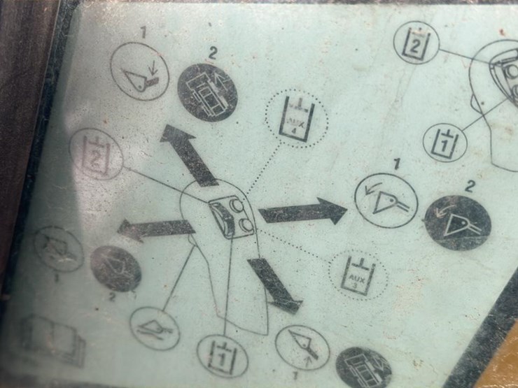 2023-caterpillar-299d3-xe-image-47