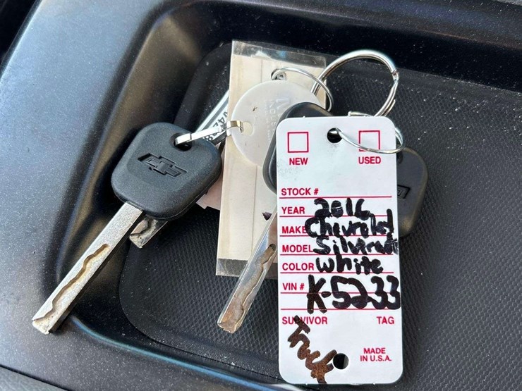 2016-chevrolet-silverado-1500-image-27