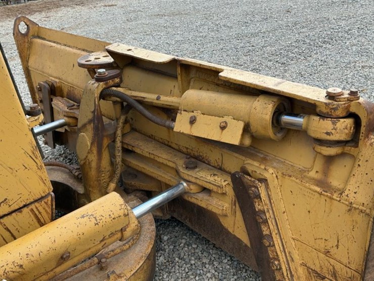 1987-caterpillar-d4h-image-32